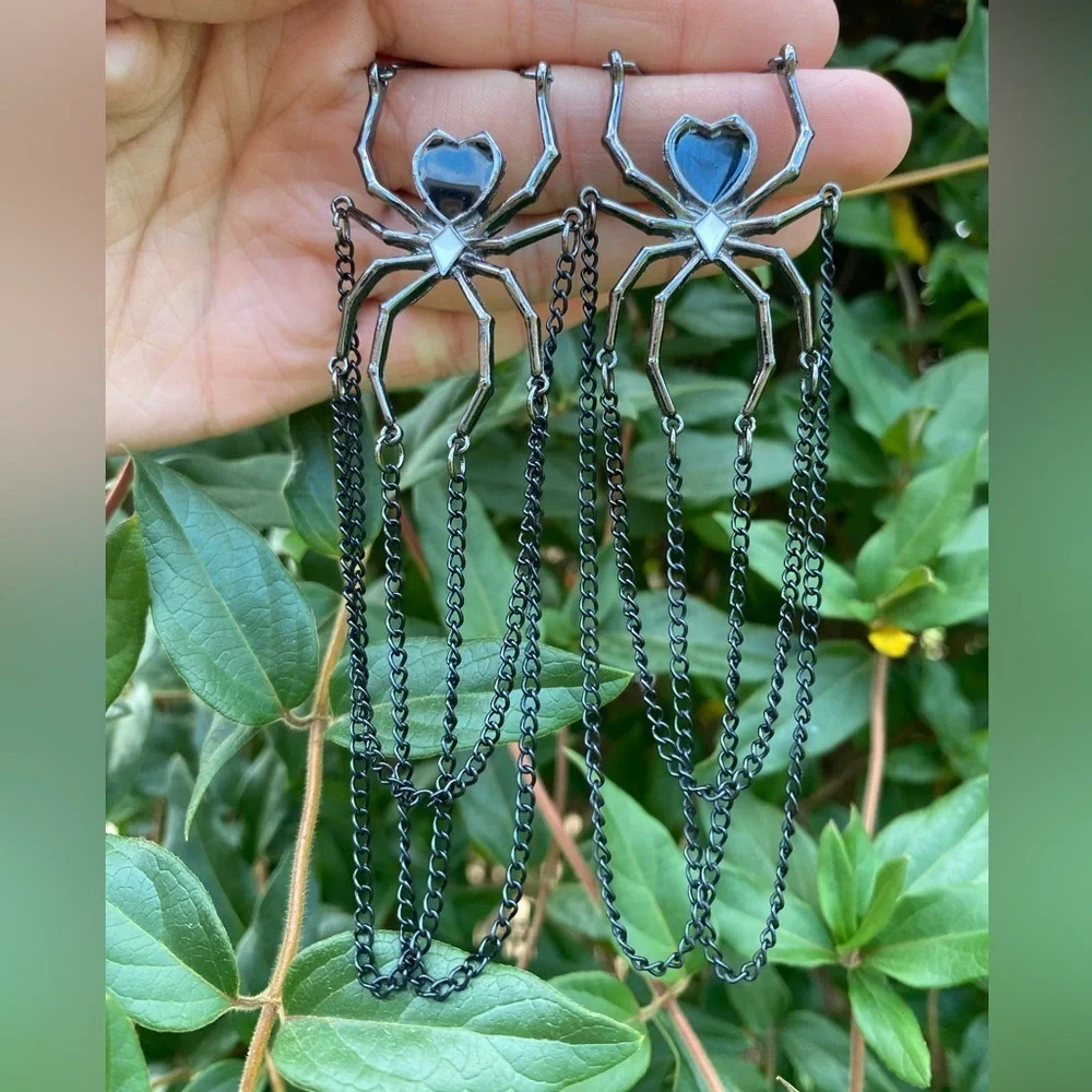 Gothic Black Spider Earrings Dangling Chain Texture Hanging New